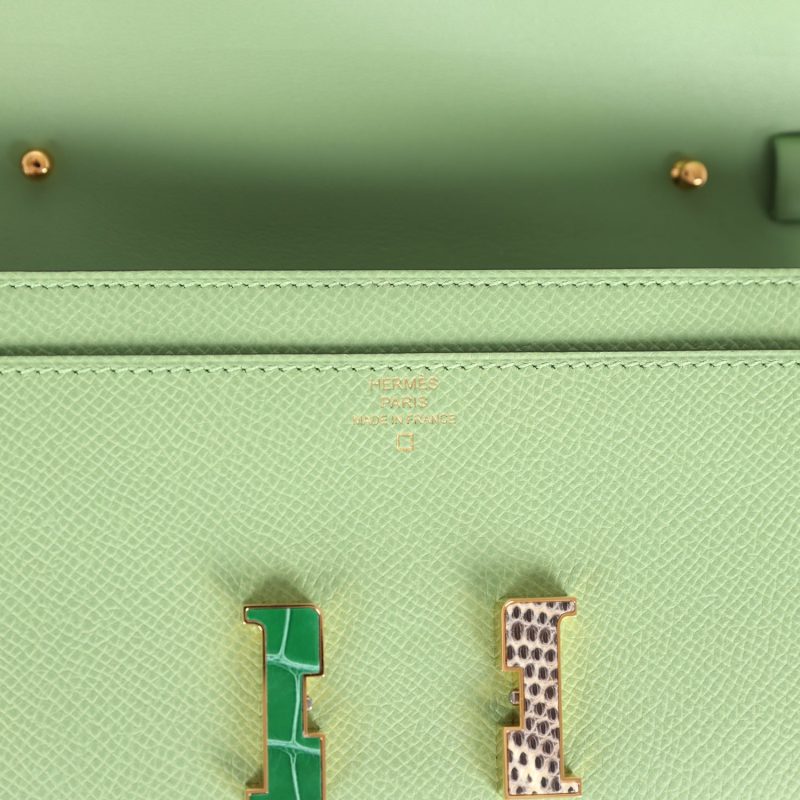 Hermes Constance Wallet To Go Vert Criquet Epsom Marquette Gold Hardware - Image 6