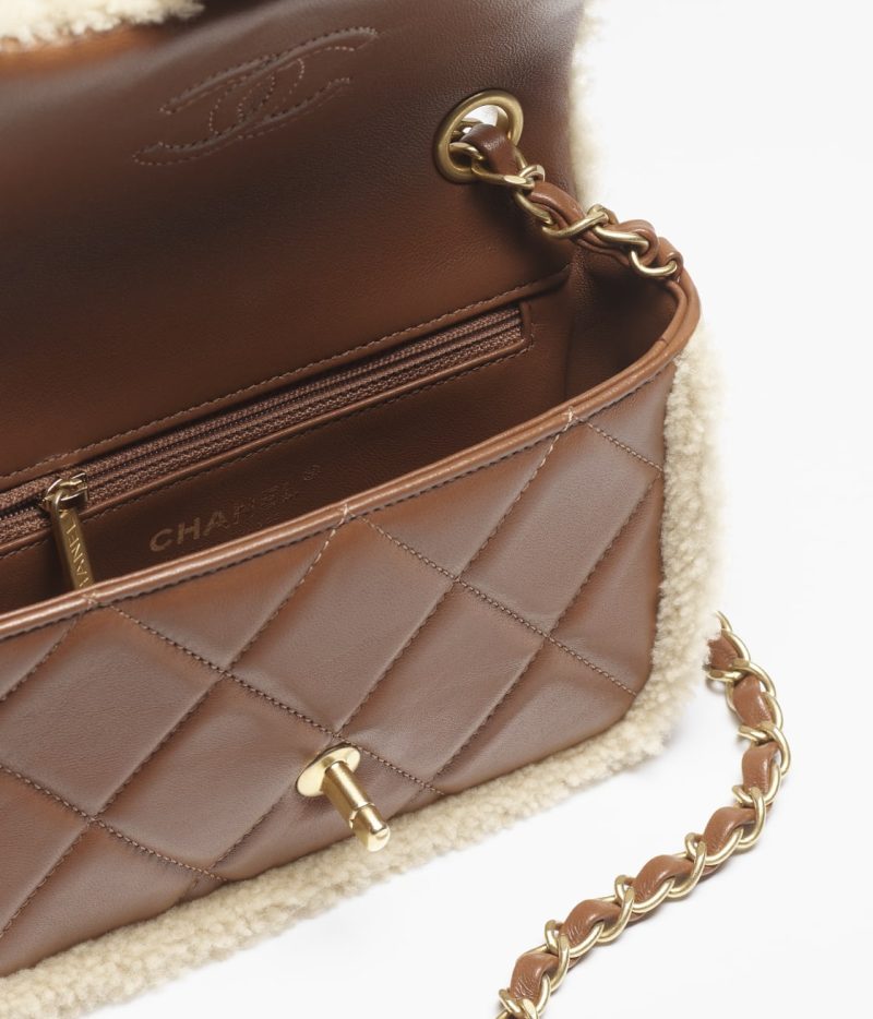 CHANEL MINI FLAP BAG - Image 3