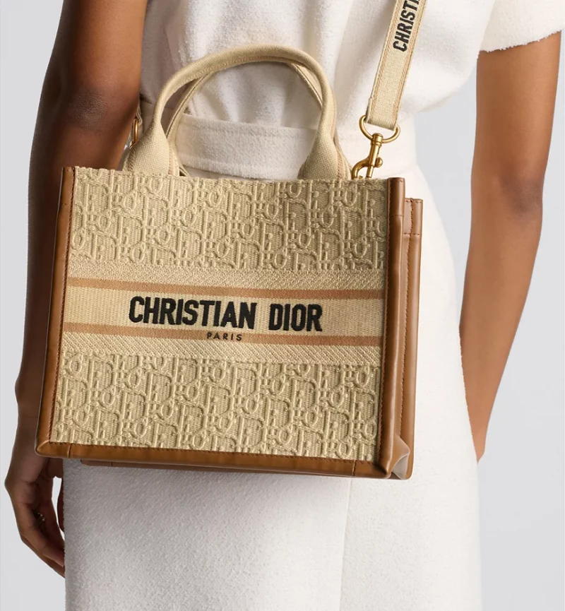 Dior Small Dior Book Tote 26.5 CM - Image 6