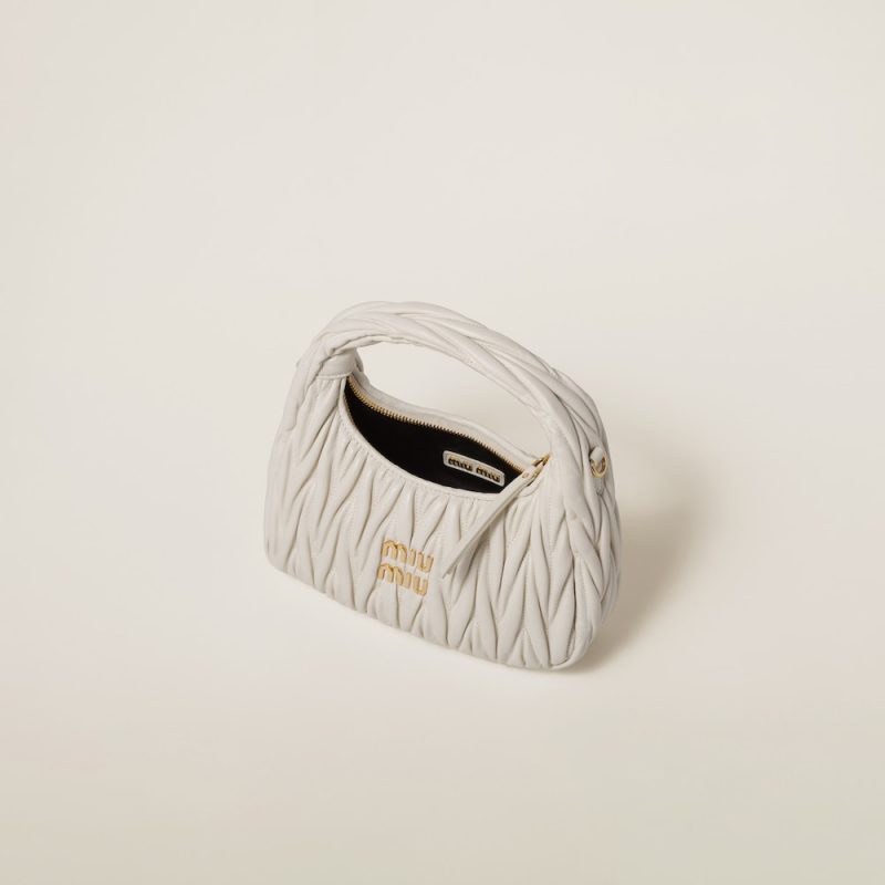 Wander matelassé nappa leather hobo bag - Image 5