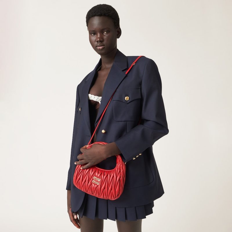 Wander matelassé nappa leather hobo bag - Image 4