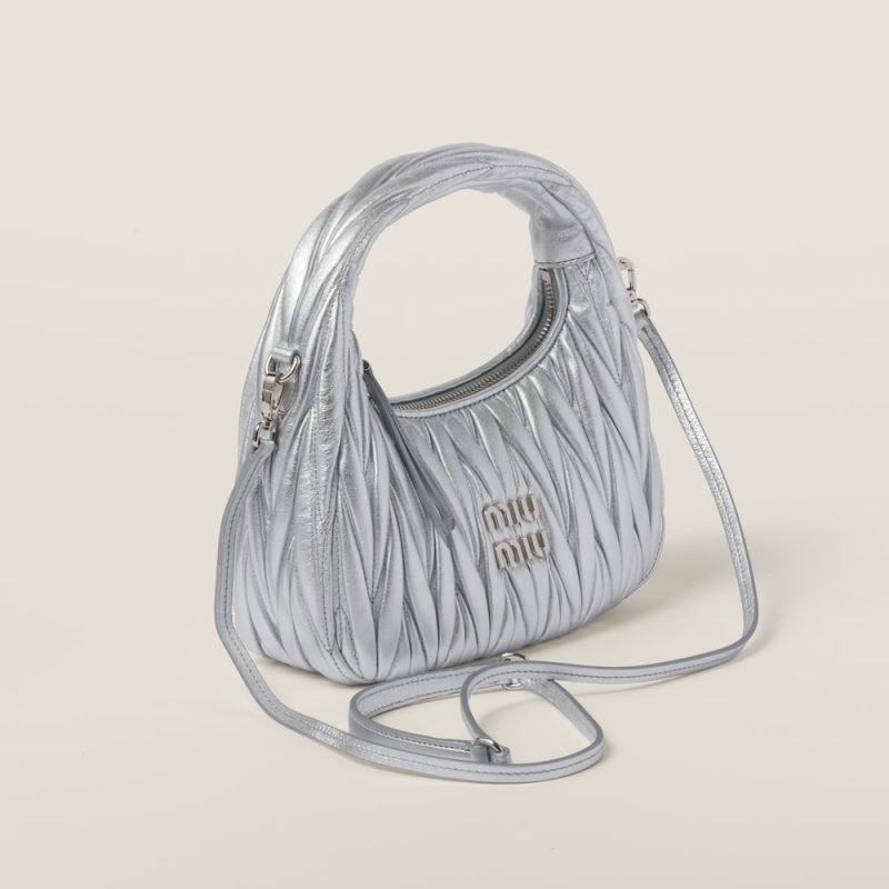 Wander matelassé nappa leather hobo bag - Image 2