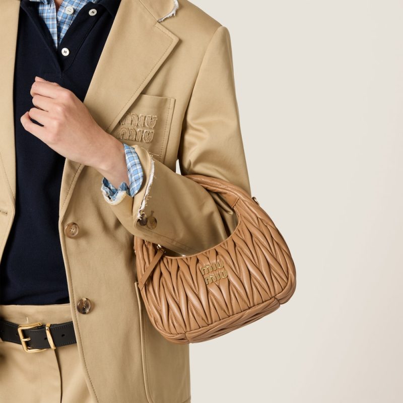 Wander matelassé nappa leather hobo bag - Image 5