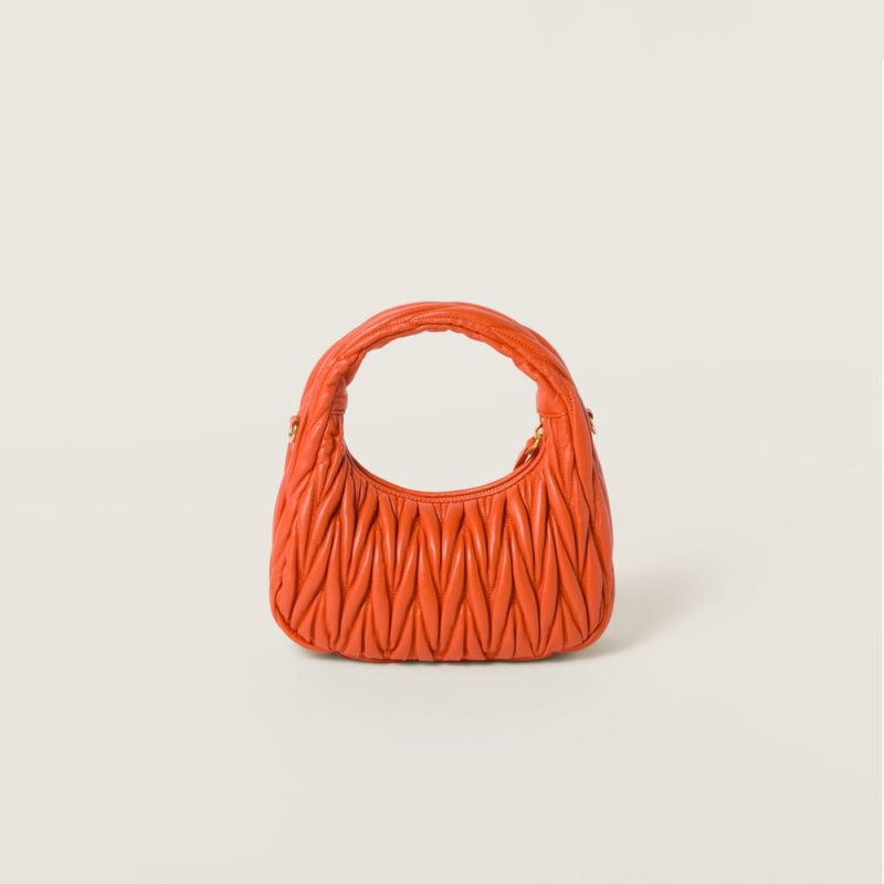 Wander matelassé nappa leather hobo bag - Image 3