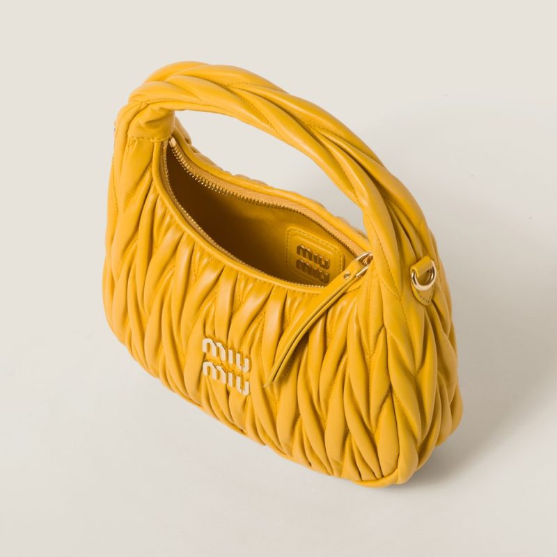 Wander matelassé nappa leather hobo bag - Image 4