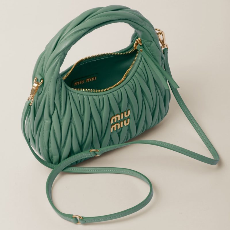 Wander matelassé nappa leather hobo bag - Image 5