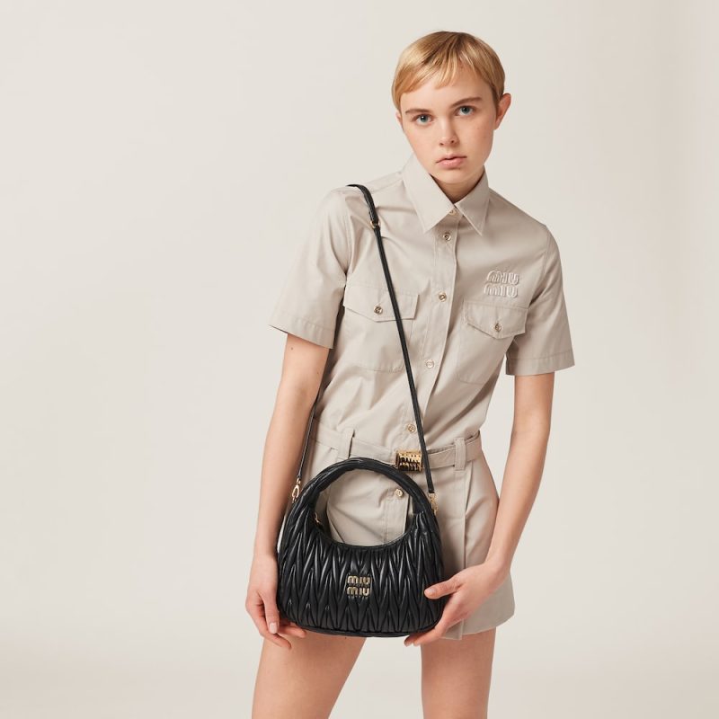 Regular wander matelassé nappa leather hobo bag - Image 5