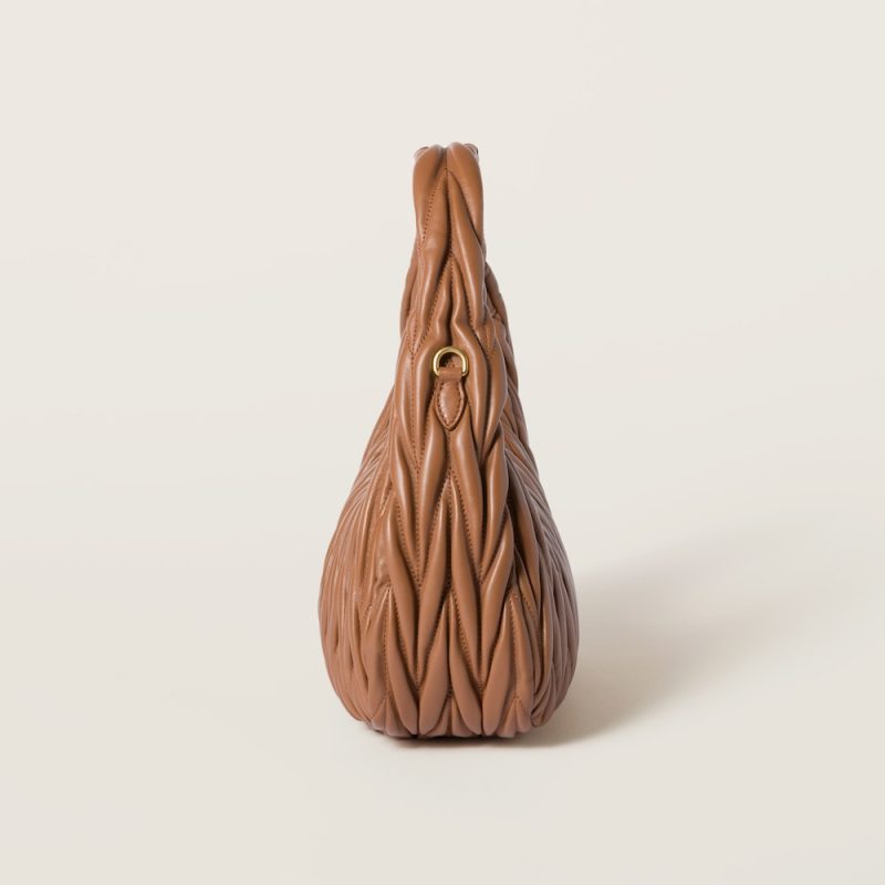 Regular wander matelassé nappa leather hobo bag - Image 5