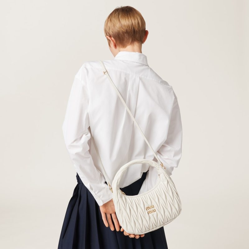 Regular wander matelassé nappa leather hobo bag - Image 2