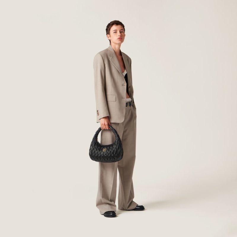 Large wander matelassé nappa leather hobo bag - Image 2