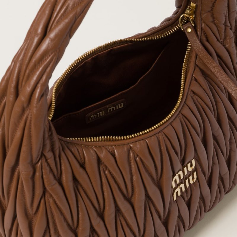 Large wander matelassé nappa leather hobo bag - Image 5