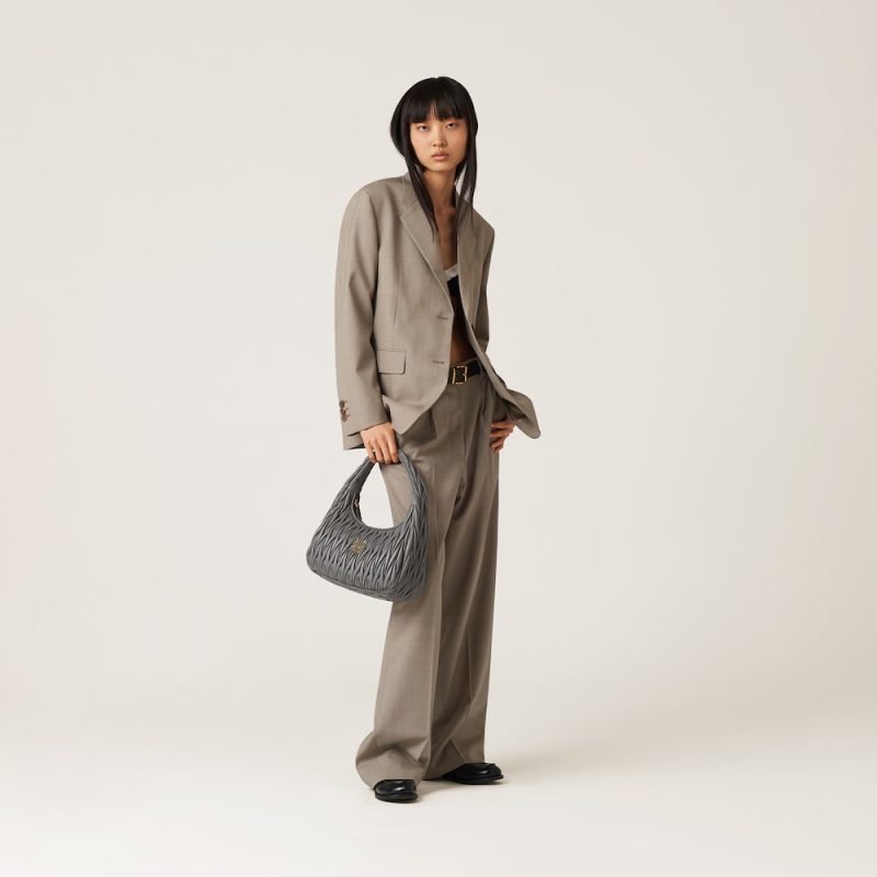 Large wander matelassé nappa leather hobo bag - Image 2