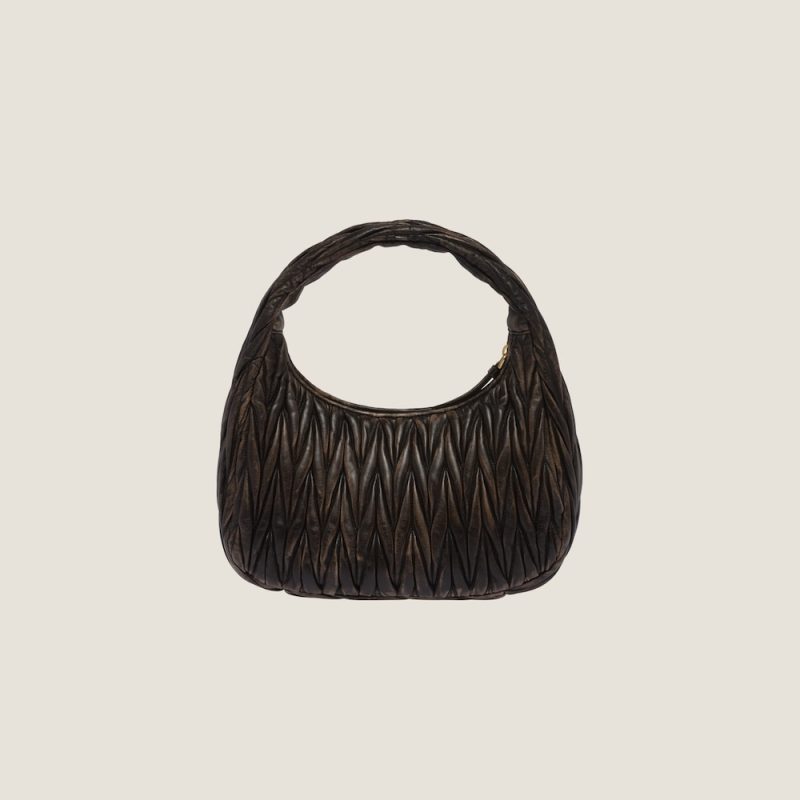 Large wander matelassé nappa leather hobo bag - Image 3