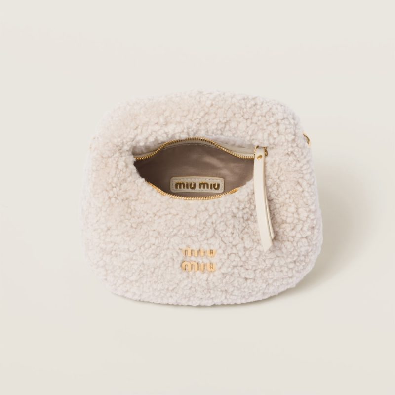 Wander shearling hobo bag with leather details - Image 4
