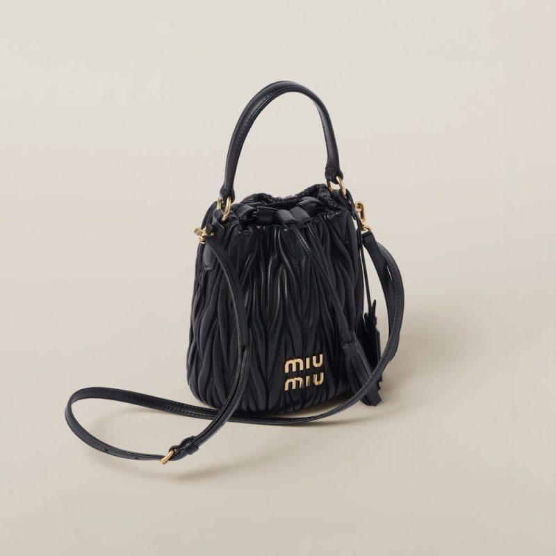 Matelassé nappa leather bucket bag - Image 3
