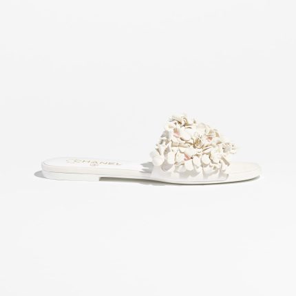 Spring-Summer 2025 Pre-collection Mules