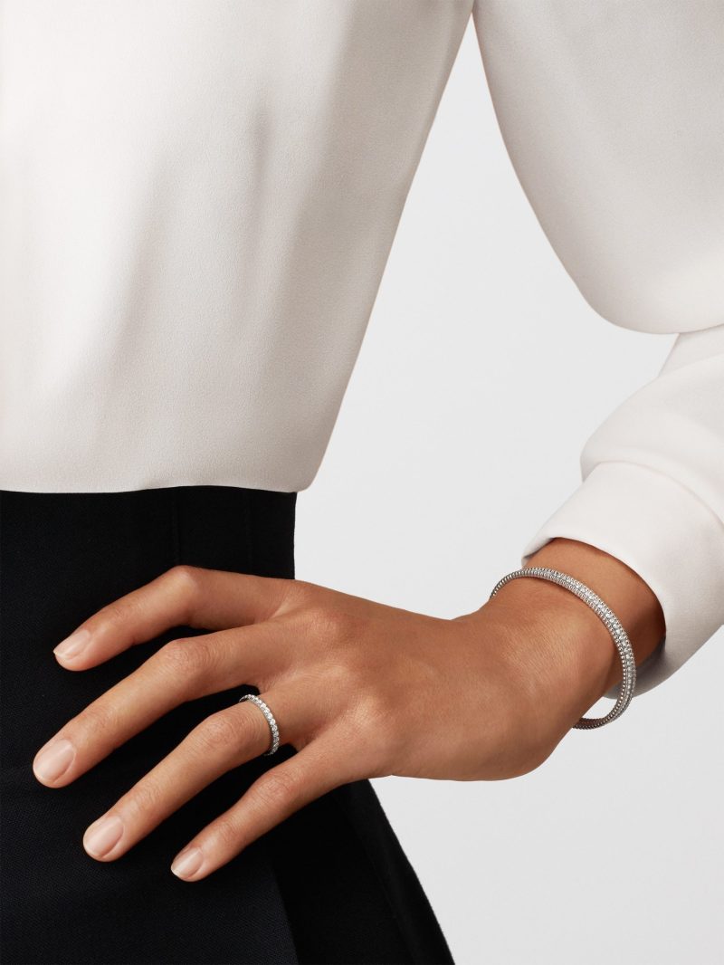 Felicite wedding band, 2.1 mm - Image 4