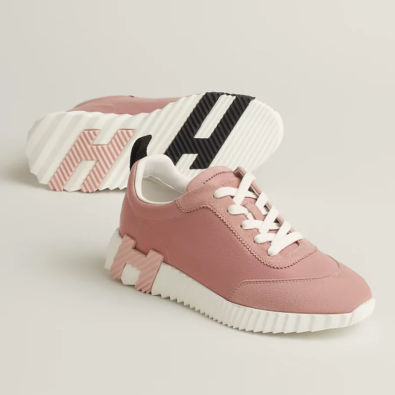 Bouncing sneaker