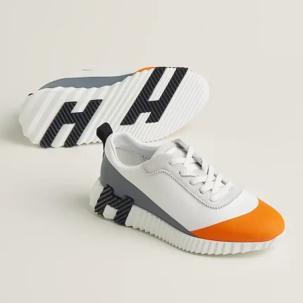 Bouncing sneaker