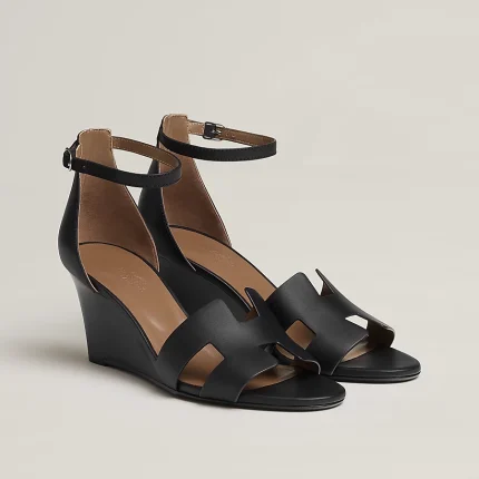 Legend sandal