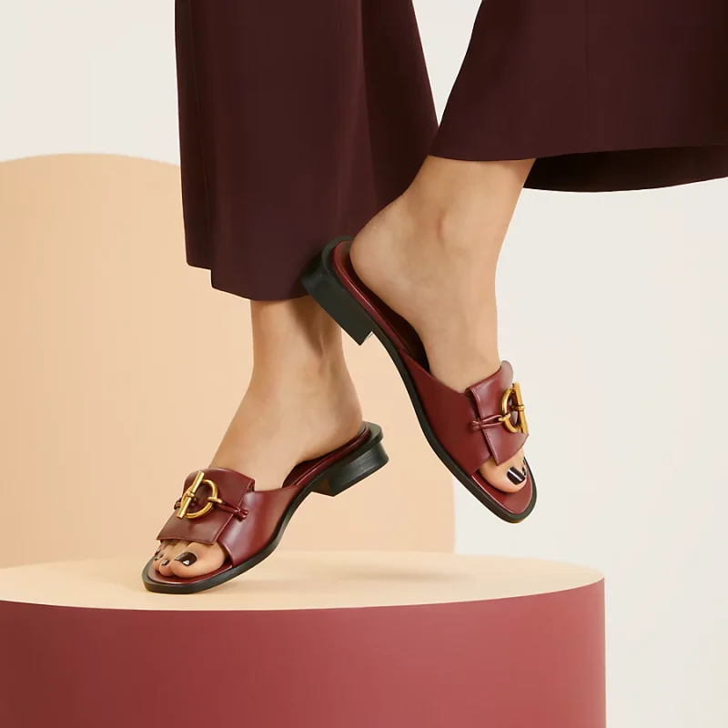 Isle sandal - Image 2