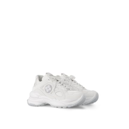Run 55 Sneaker