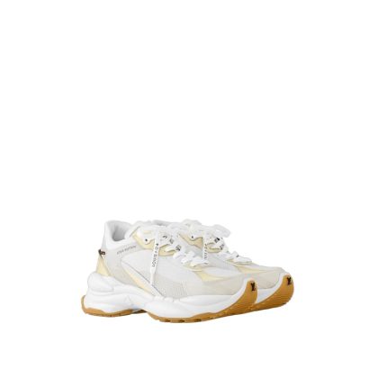 Run 55 Sneaker