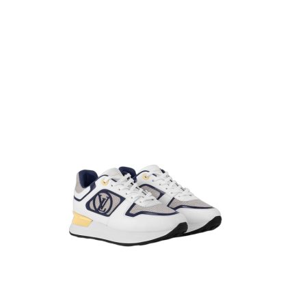 Neo Run Away Sneaker