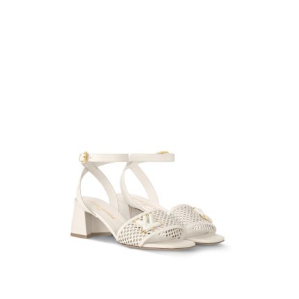 Shake Sandal