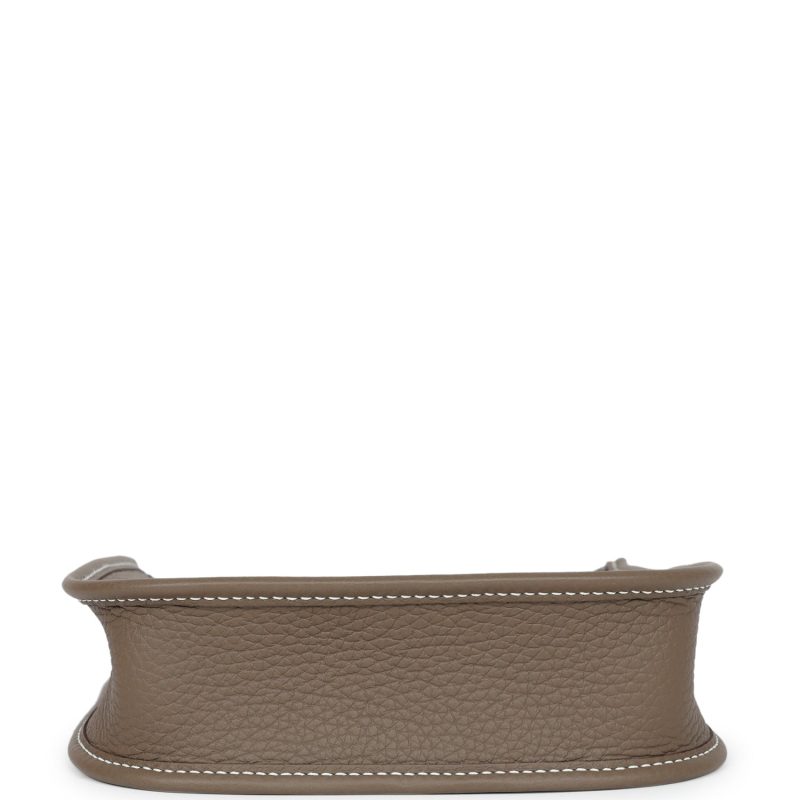 Hermes Evelyne TPM Etoupe Clemence Gold Hardware - Image 5