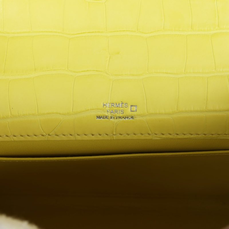 Hermes Kelly Pochette Lime Matte Alligator Palladium Hardware - Image 6