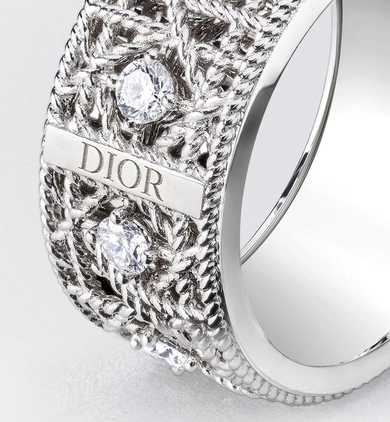 My Dior Ring White Gold and Diamonds - Image 3