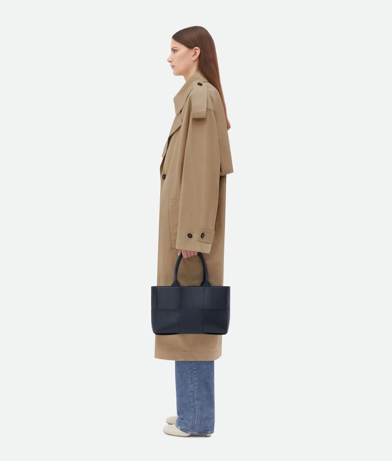 Bottega Veneta Small Arco Tote Bag - Image 3