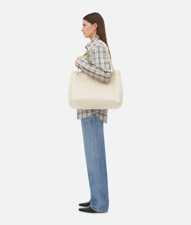 Bottega Veneta Large Andiamo - Image 4