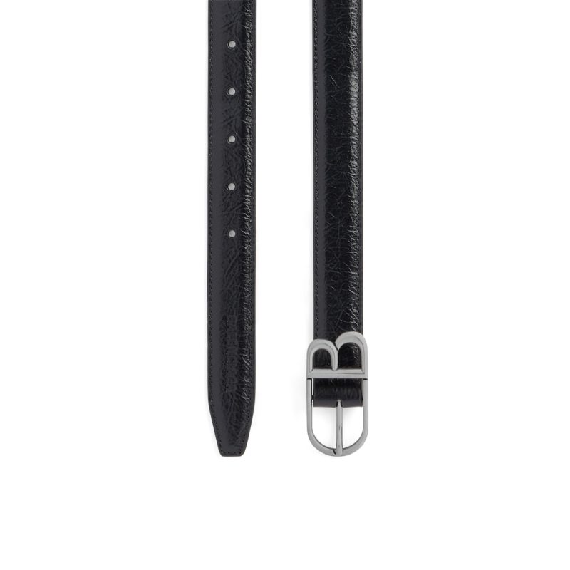 Women’s Classic B Belt in Black - Image 2