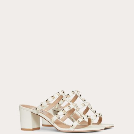 ROCKSTUD CALFSKIN LEATHER SLIDE SANDAL 60 MM