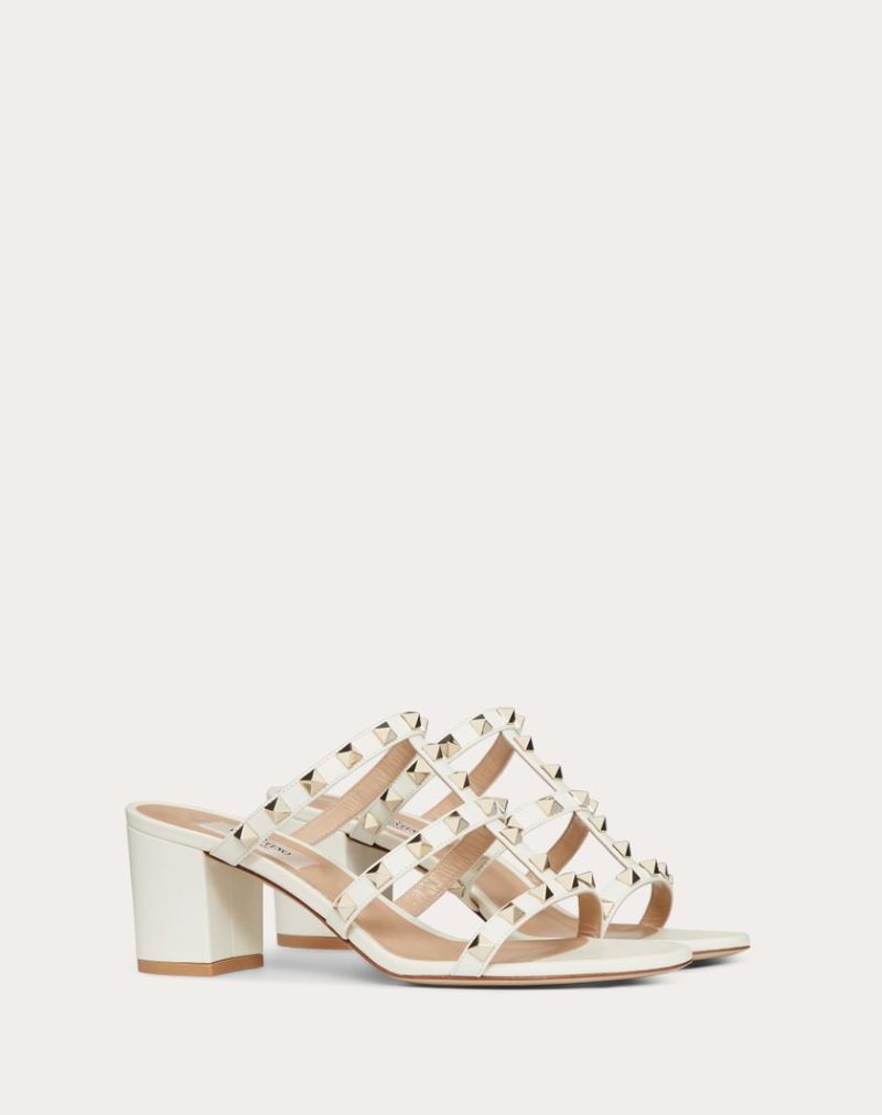 ROCKSTUD CALFSKIN LEATHER SLIDE SANDAL 60 MM