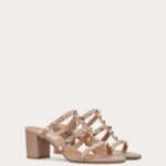 ROCKSTUD CALFSKIN LEATHER SLIDE SANDAL 60 MM