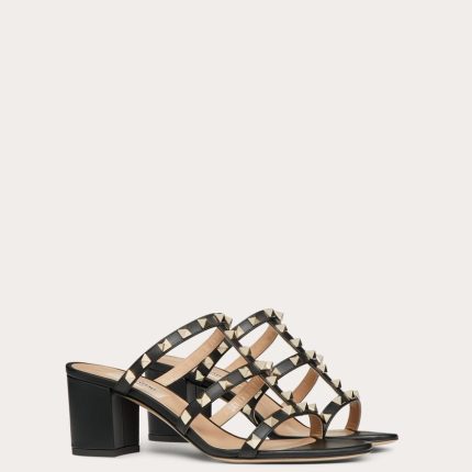 ROCKSTUD CALFSKIN LEATHER SLIDE SANDAL 60 MM