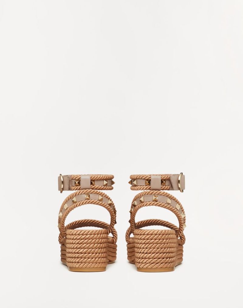 ROCKSTUD FLATFORM SANDAL IN CALFSKIN 45MM - Image 2