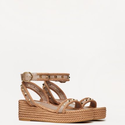 ROCKSTUD FLATFORM SANDAL IN CALFSKIN 45MM