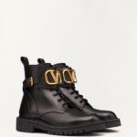 VLOGO SIGNATURE CALFSKIN COMBAT BOOT 35MM / .8 IN.