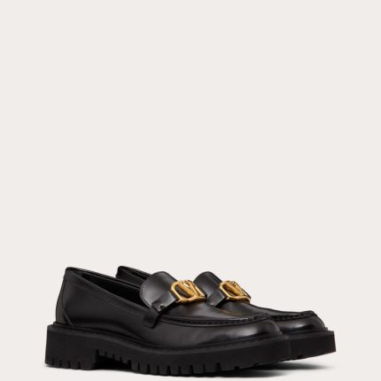 VLOGO SIGNATURE CALFSKIN LOAFER