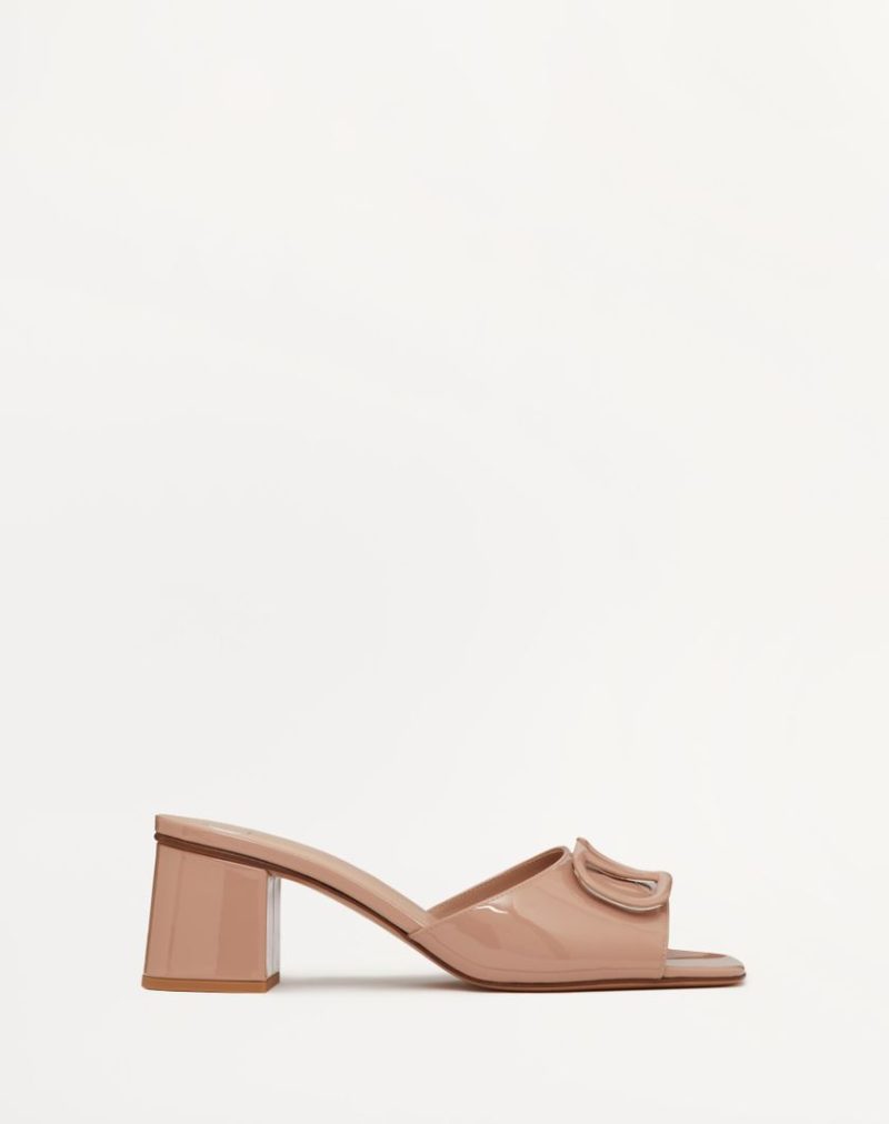 VLOGO SIGNATURE PATENT LEATHER SLIDE SANDAL 60MM - Image 5