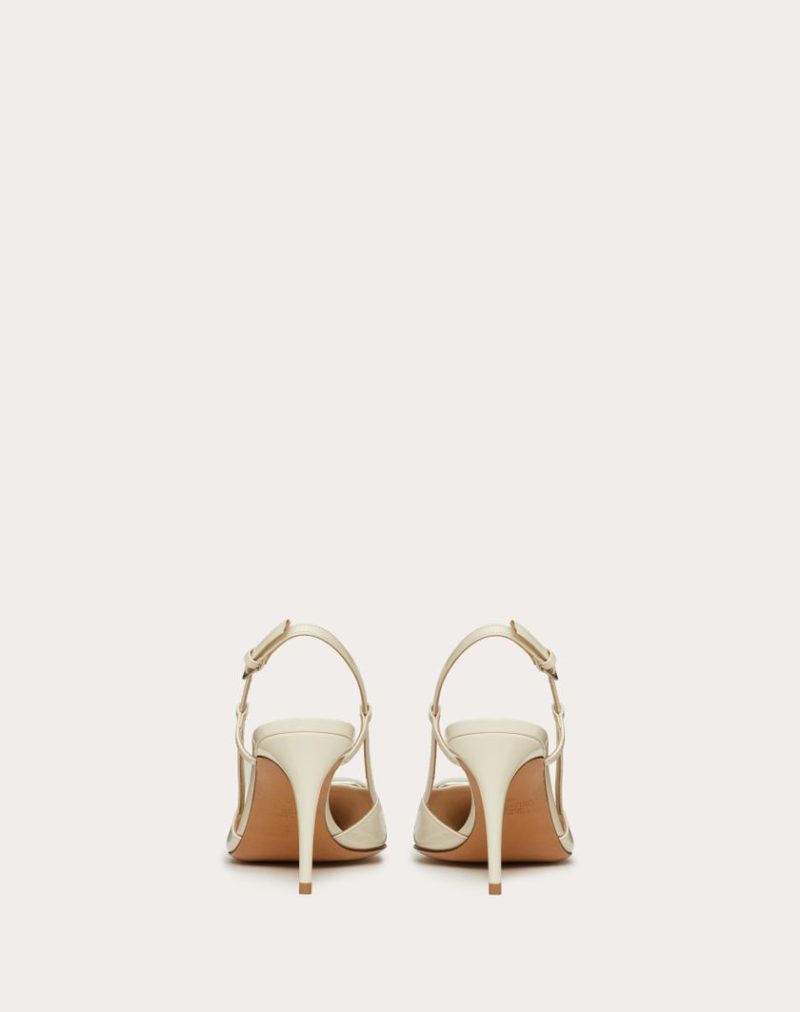 VLOGO SIGNATURE PATENT LEATHER SLINGBACK PUMP 80MM / 3.15 IN. - Image 4