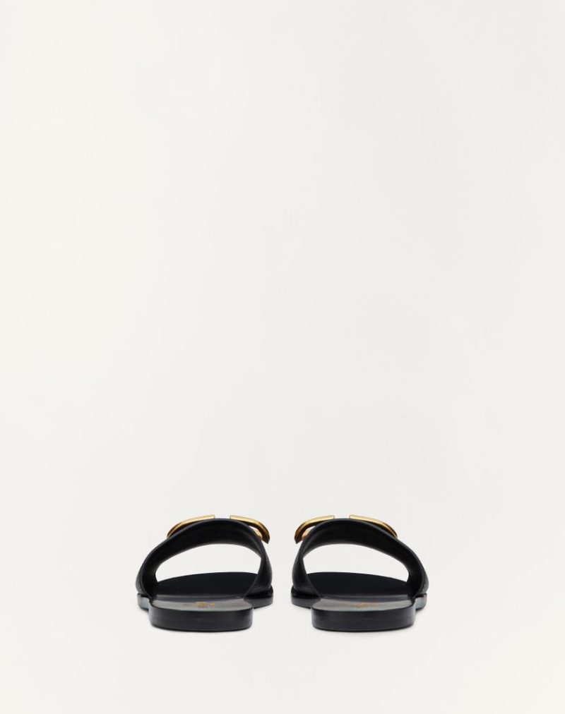 VLOGO SIGNATURE SLIDE SANDAL IN GRAINY COWHIDE WITH ACCESSORY - Image 5