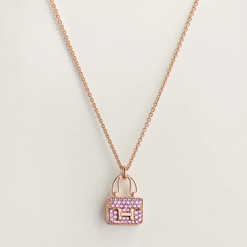 Amulettes Constance pendant - Image 3