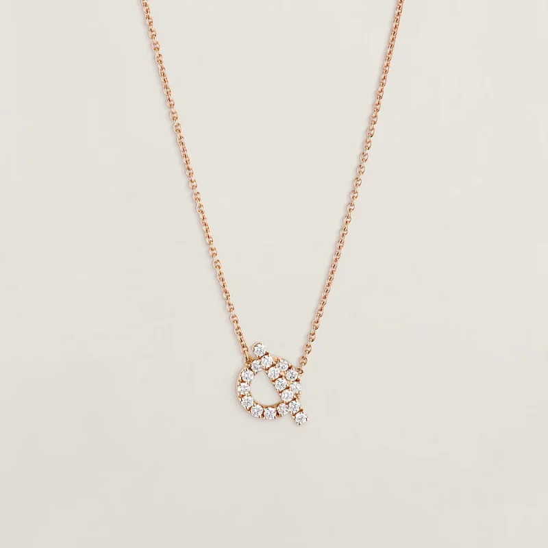 Finesse pendant