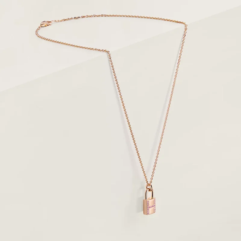 Kelly Cadenas pendant - Image 2