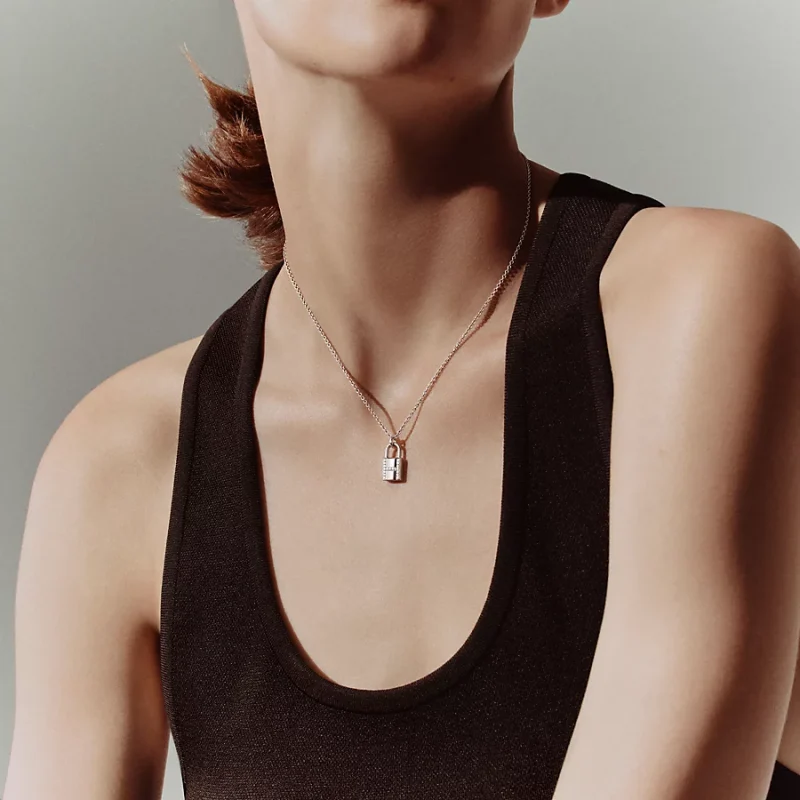 Kelly Cadenas pendant - Image 2